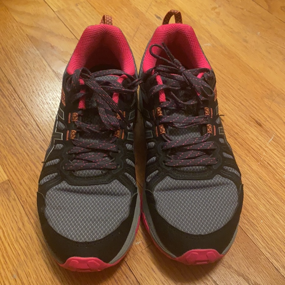 ASICS - Picture 2 of 5